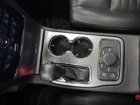 Used 2020 Jeep Grand Cherokee Limited X AWD/4WD image 25