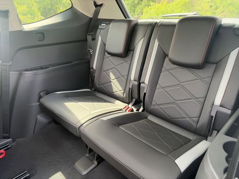 New 2026 Volkswagen Atlas Peak Edition AWD/4WD image 18