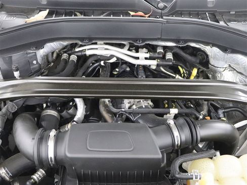 Used 2020 Ford Explorer ST w/ Premium Technology Package image 40