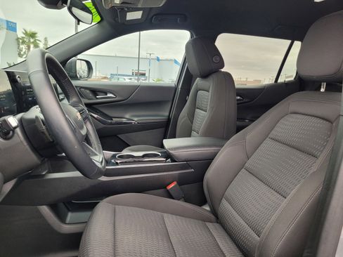 Used 2025 Chevrolet Equinox LT AWD/4WD image 10