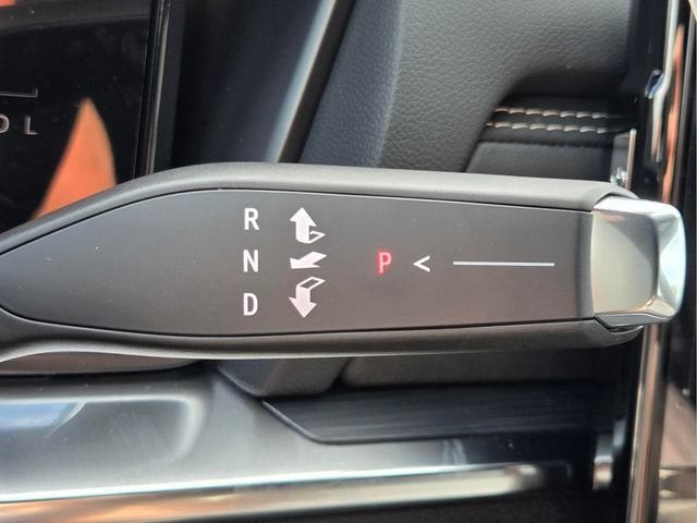 New 2027 GMC Terrain Elevation w/ Elevation Premium Package FWD image 27
