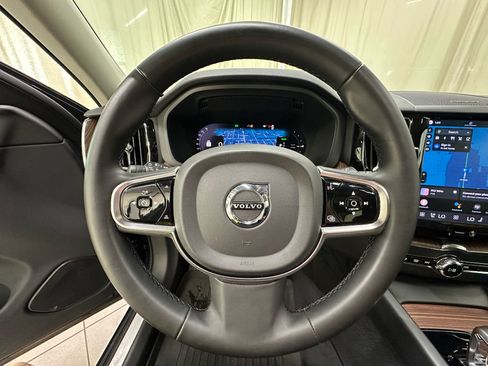 Used 2024 Volvo XC60 T8 Plus w/ Protection Package Premier AWD/4WD image 31