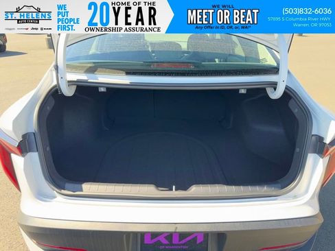 Used 2025 Kia K4 EX image 8