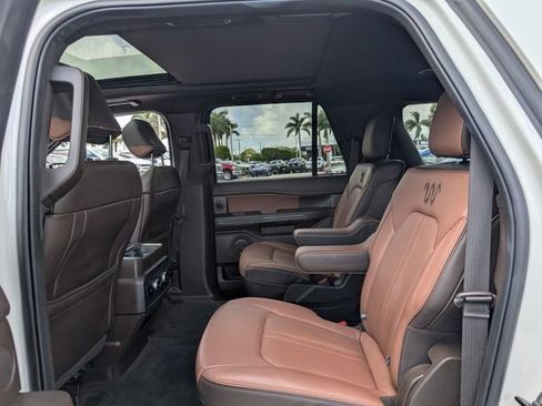 Certified 2022 Ford Expedition Max King Ranch image 8
