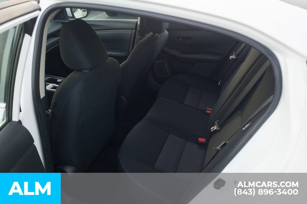 Used 2024 Nissan Sentra SV FWD image 17