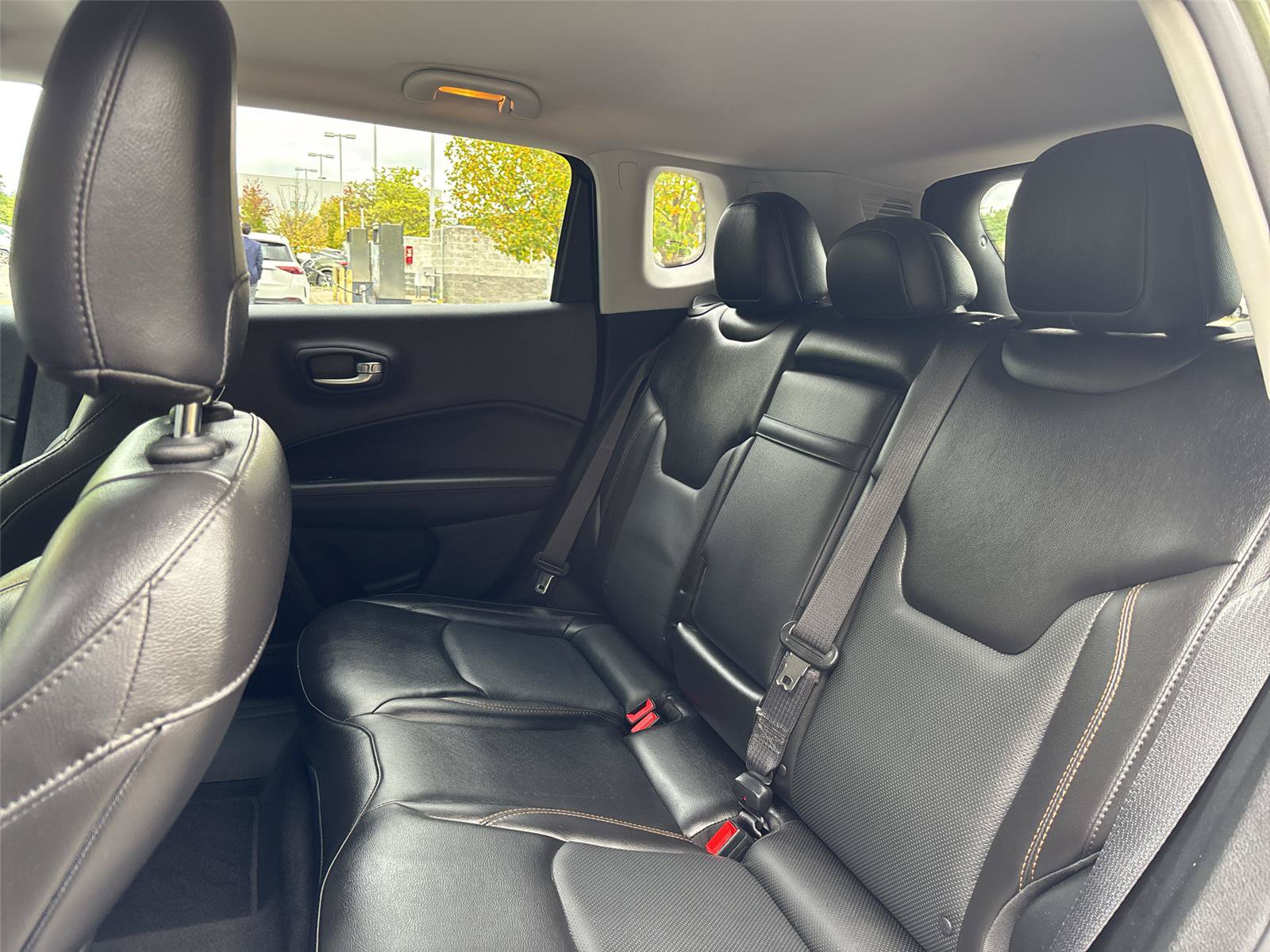 Used 2018 Jeep Compass Limited w/ Navigation Group AWD/4WD image 44