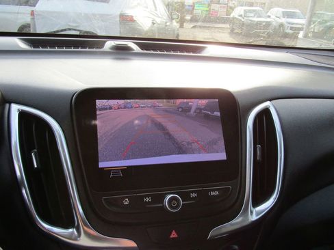Used 2019 Chevrolet Equinox LT AWD/4WD image 21