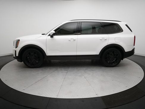 Certified 2021 Kia Telluride SX w/ SX Prestige Package image 24