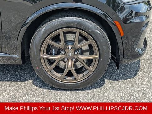 Used 2025 Dodge Durango R/T AWD/4WD image 10