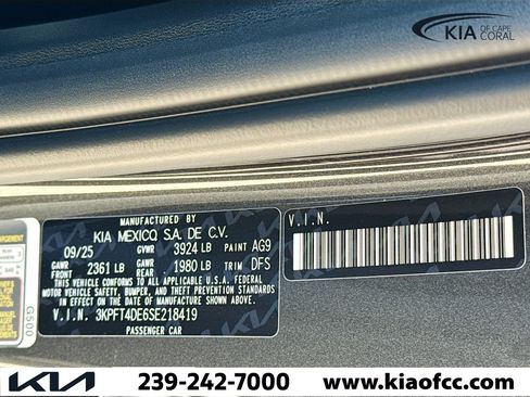 New 2025 Kia K4 LXS image 38