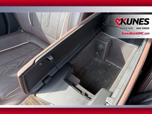 Used 2019 BMW 540i xDrive 540i xDrive w/ Executive Package image 21