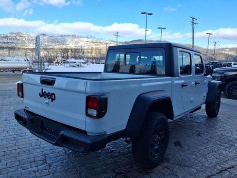 New 2026 Jeep Gladiator Sport AWD/4WD image 6
