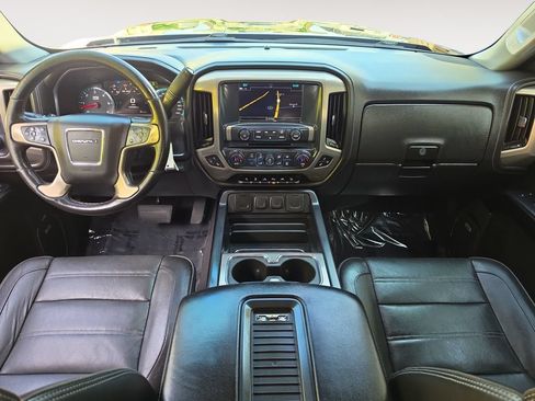 Used 2018 GMC Sierra 1500 Denali AWD/4WD image 10