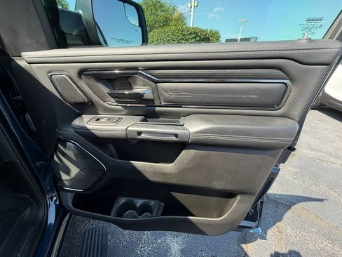 Used 2024 RAM 1500 Limited AWD/4WD image 19