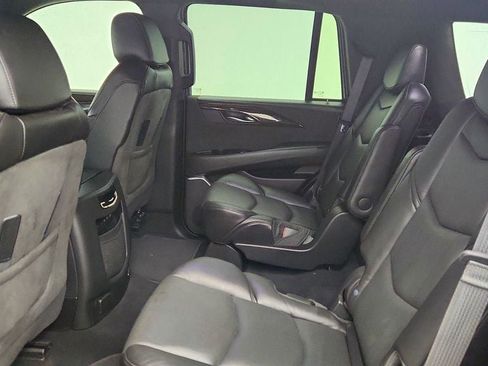 Used 2020 Cadillac Escalade Platinum image 22