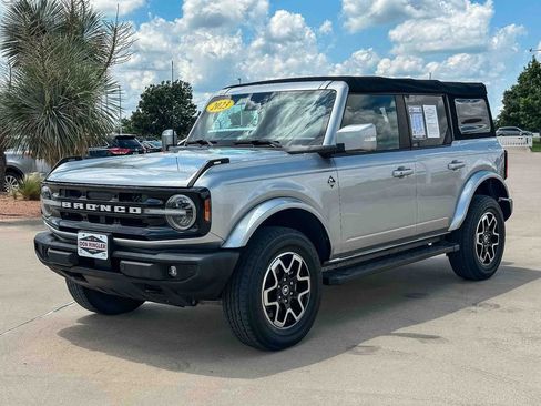 Used 2023 Ford Bronco Outer Banks AWD/4WD image 7