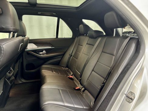 Used 2020 Mercedes-Benz GLE 450 4MATIC w/ MBUX Technology Package image 22