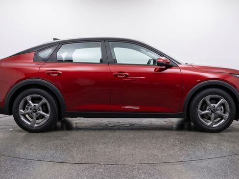 Used 2025 Kia K4 FWD image 11