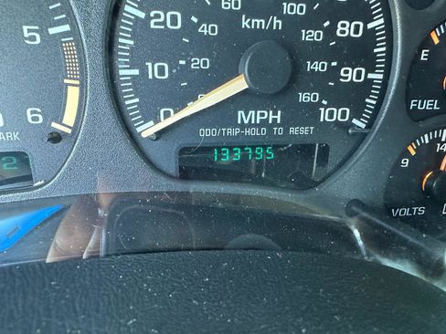 Used 2001 GMC Sonoma SLS w/ Super Spec Pkg 3 image 12