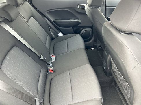 New 2026 Hyundai Venue SE image 12