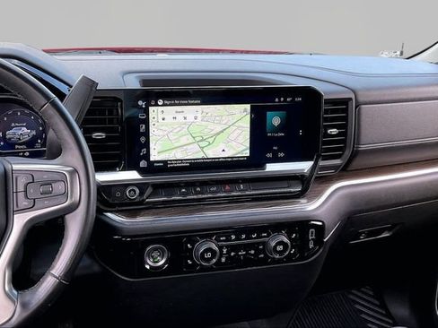 Used 2023 Chevrolet Silverado 1500 LT image 9