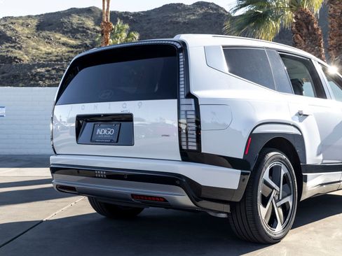 New 2026 Hyundai Ioniq 9 Limited image 11