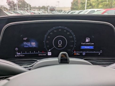 Used 2023 Cadillac Escalade Sport w/ LPO, ONYX Package image 30