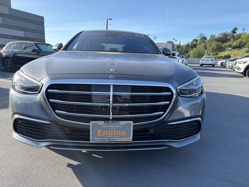 Used 2025 Mercedes-Benz S 580 S 580 image 2