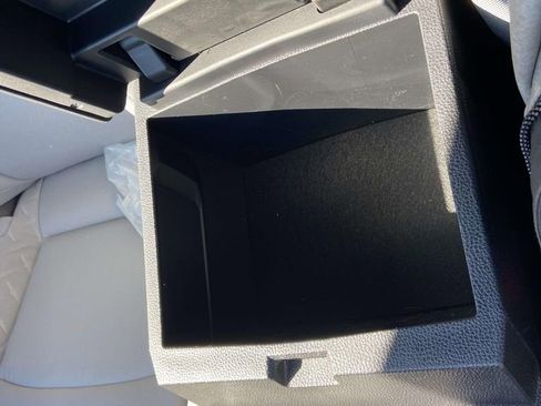 Used 2025 Toyota Tacoma SR5 image 24