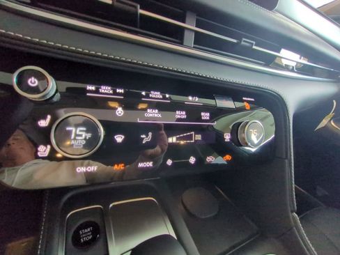 New 2027 INFINITI QX60 Luxe FWD image 19