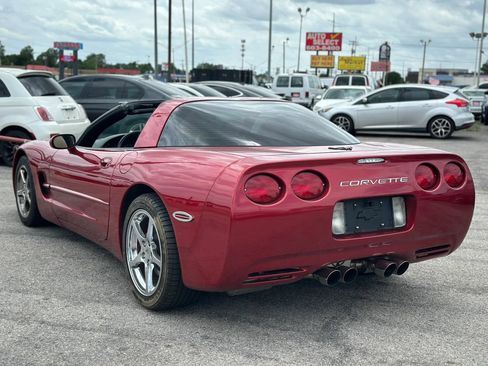 Used 2002 Chevrolet Corvette Coupe w/ Preferred Equipment Group2 RWD image 8