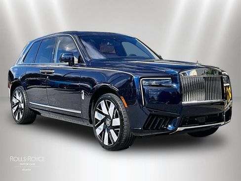 New 2026 Rolls-Royce Cullinan AWD/4WD image 2