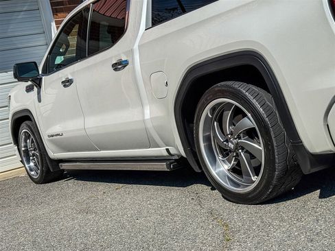 Used 2021 GMC Sierra 1500 Denali w/ Denali Ultimate Package image 21