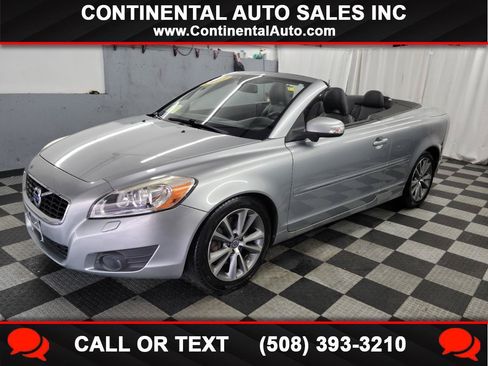 Used 2013 Volvo C70 T5 FWD image 1