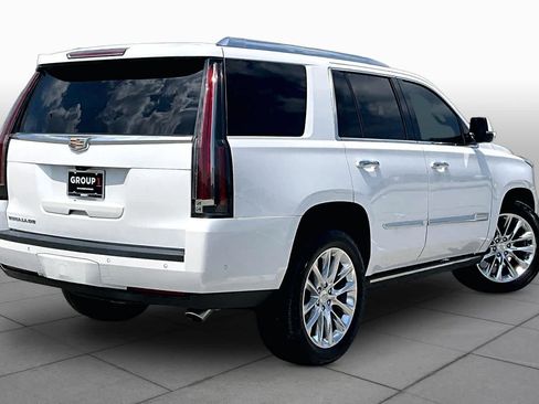 Used 2020 Cadillac Escalade Platinum AWD/4WD image 13