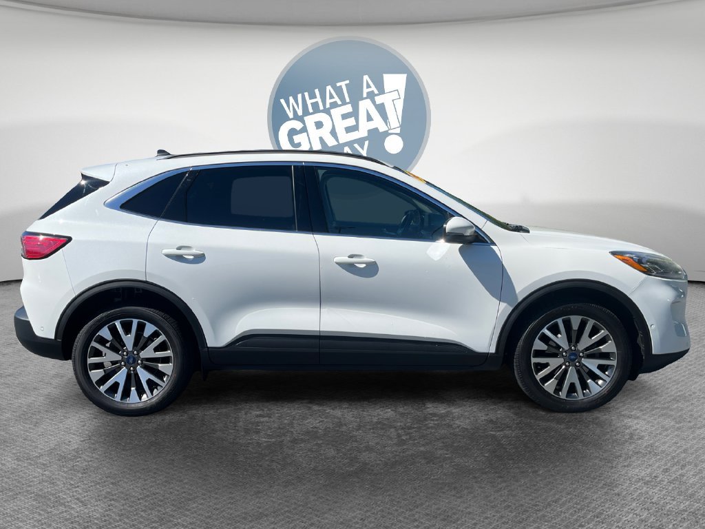 Used 2020 Ford Escape Titanium AWD/4WD image 2