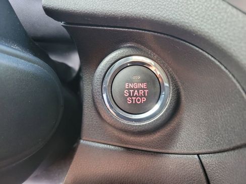 Used 2020 Subaru Ascent Limited w/ Technology Package image 27