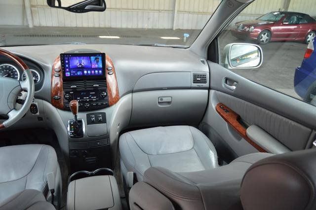 Used 2004 Toyota Sienna XLE Limited w/ Limited Pkg 5 FWD image 53