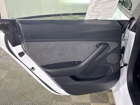 Used 2022 Tesla Model 3 Long Range image 20