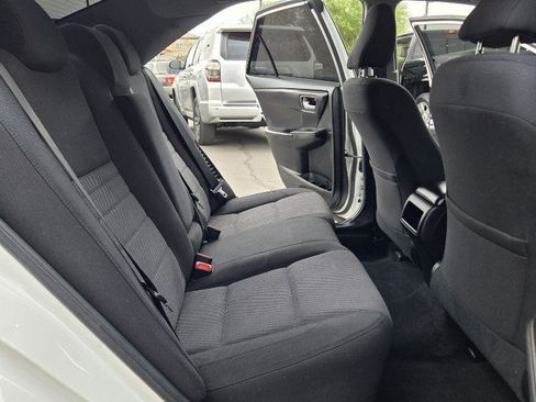Used 2017 Toyota Camry LE image 12