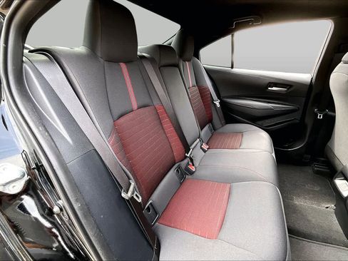 Used 2025 Toyota Corolla SE FWD image 19