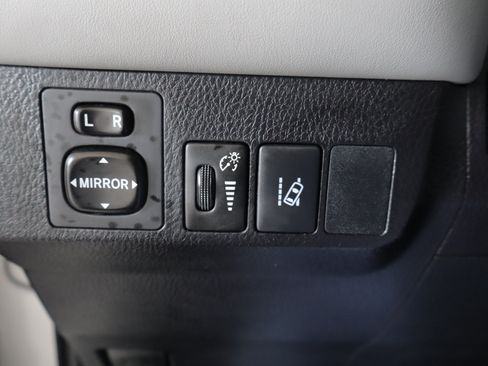 Used 2017 Toyota RAV4 Limited w/ All Weather Liner Package AWD/4WD image 18