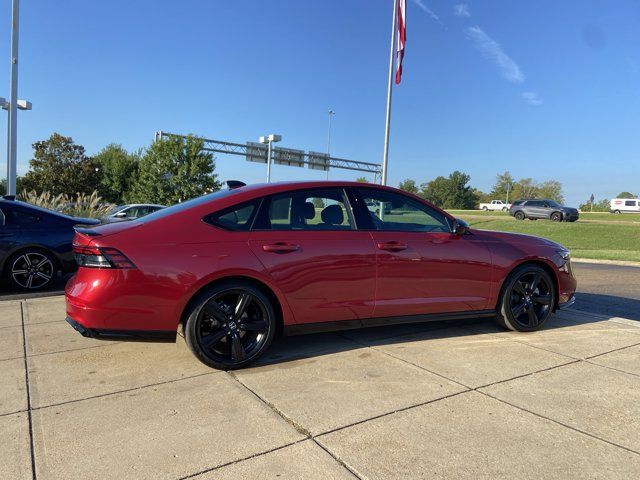 Used 2025 Honda Accord Sport image 12