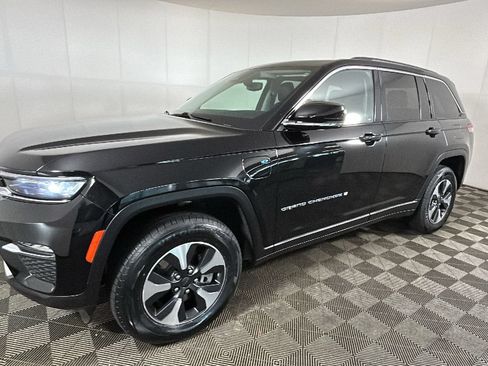 Used 2024 Jeep Grand Cherokee Limited 4xe AWD/4WD image 7