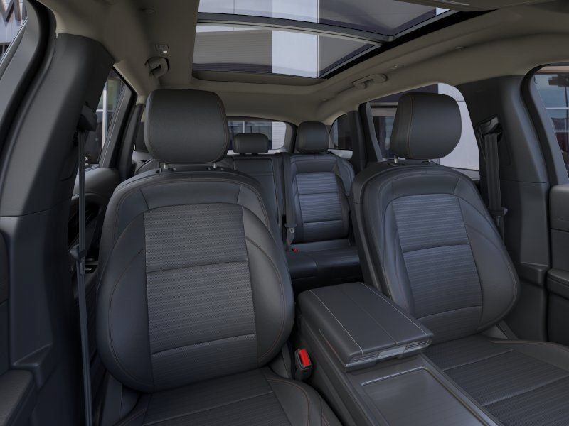New 2026 Lincoln Nautilus Reserve AWD/4WD image 10