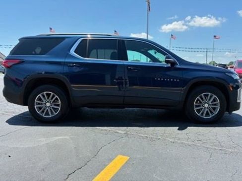 Used 2023 Chevrolet Traverse LT w/ LPO, Floor Liner Package AWD/4WD image 2