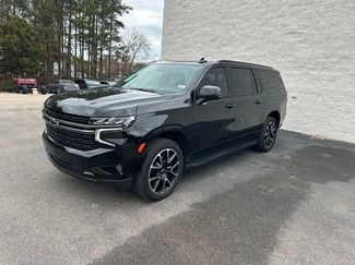 Used 2022 Chevrolet Suburban RST w/ Luxury Package video 2