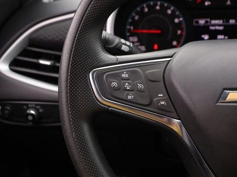 Used 2024 Chevrolet Malibu LT image 11