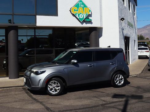 Used 2024 Kia Soul LX w/ Option Group 015 image 4