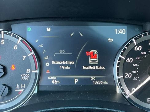 Used 2023 Toyota Highlander XSE image 15